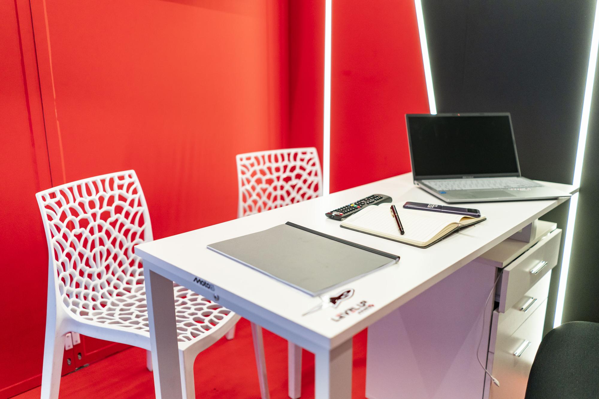 Private Meeting Room